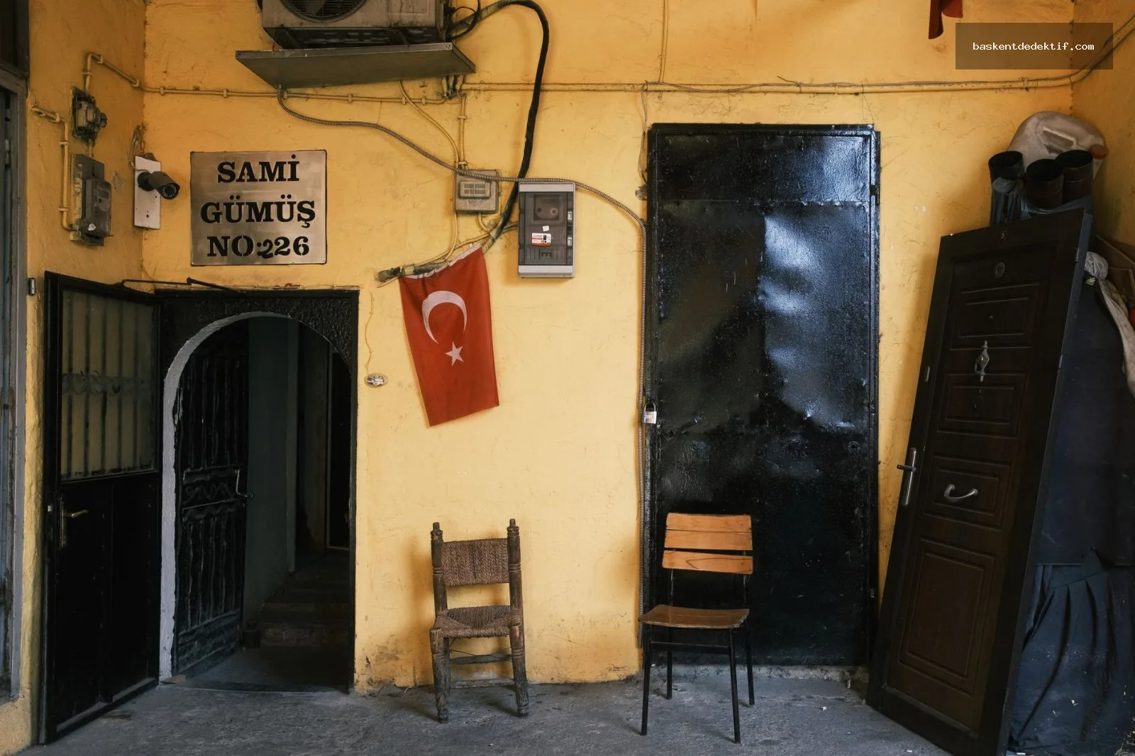 Bolu Merkez Dedektif’in gizli dosyaları çözürken eski bir sokakta çözüm arayan dedektif