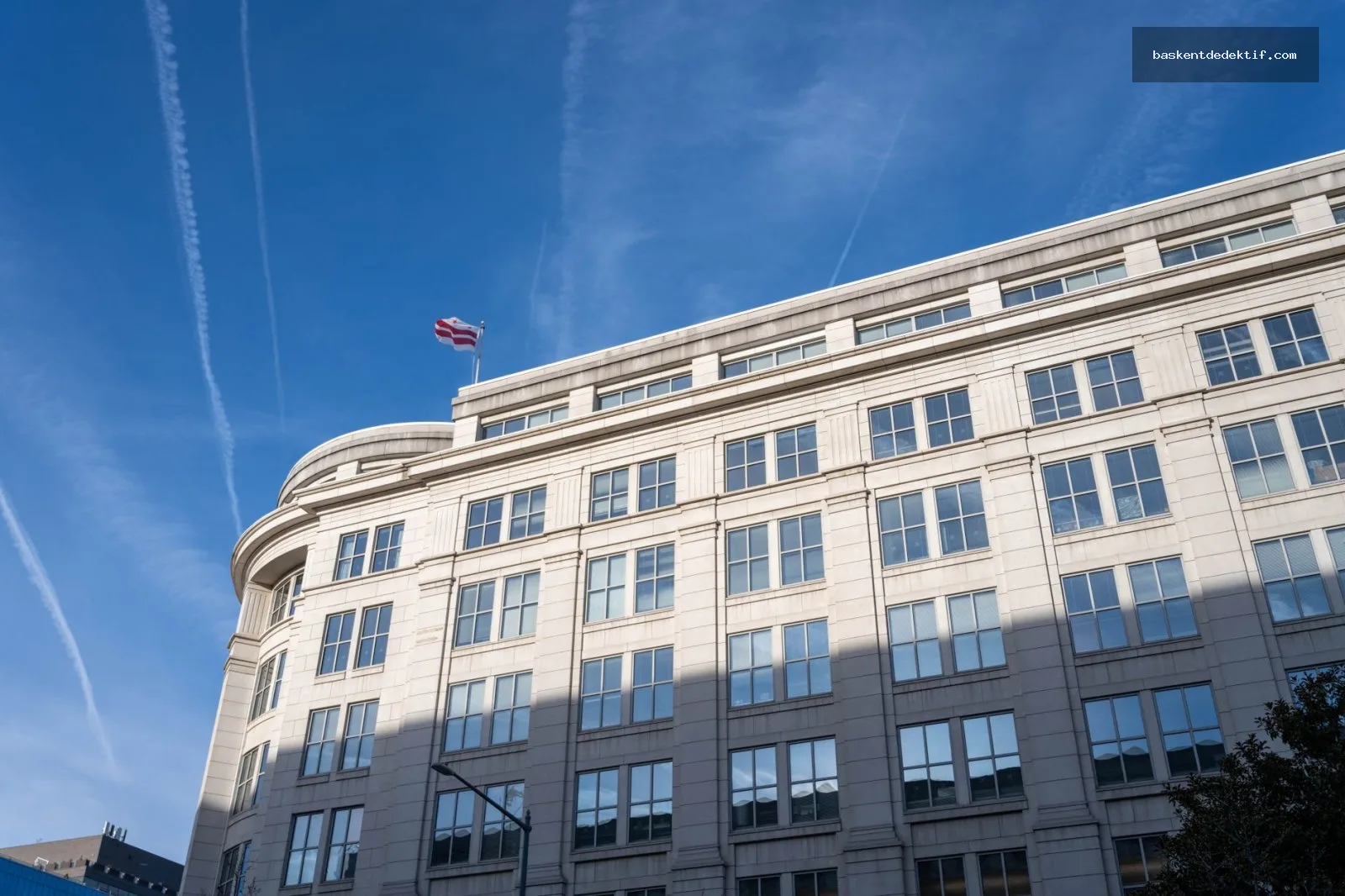 Merkez Dedektif bürosu için modern ofis iç mekanı