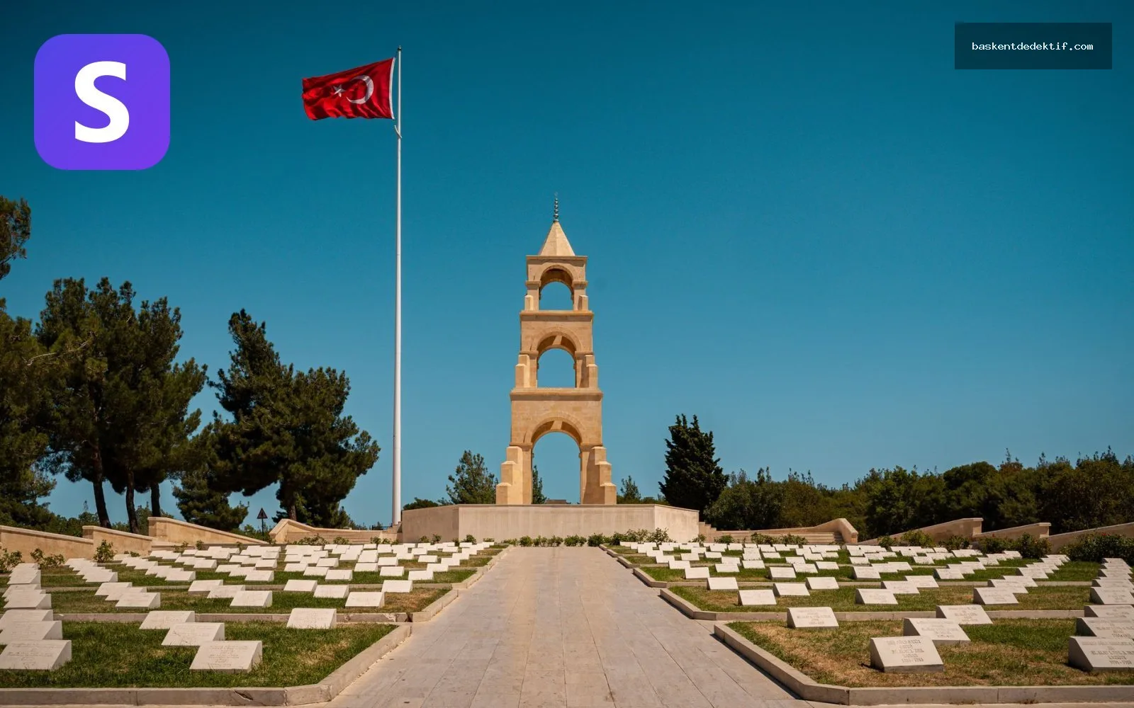 Çanakkale Gelibolu Dedektif ile Zeytinlik Bakım Beyanlarını İnceleyin 2 Dedektif Gelibolu, Çanakkale Şehitlik anıtı ve mavi gökyüzü