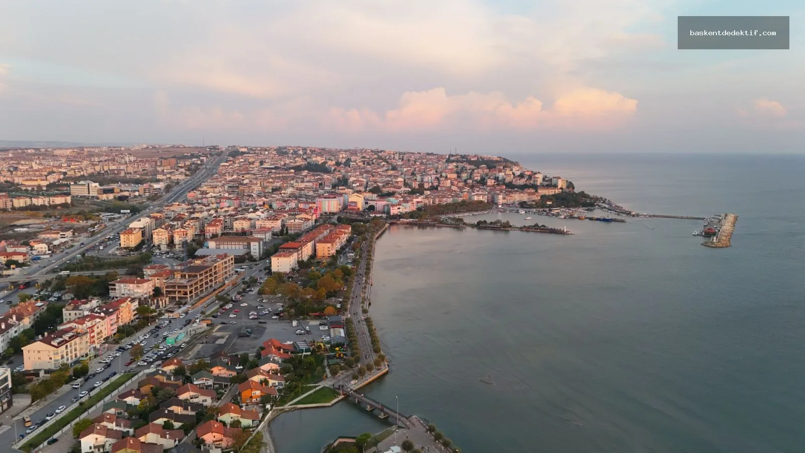 Silivri Dedektif: İstanbul'un Gizemli Yüzü 2 Silivri İstanbul Dedektif: Gün doğumunda etkileyici hava manzarası