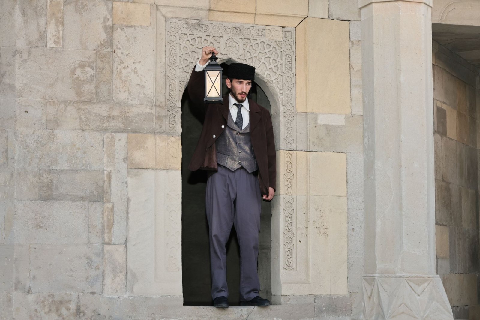 Mardin Merkez Dedektif: Şehrin Gizli Gerçeklerini Güvenli Araştırmalarla Keşfedin! 3 Mardin’deki tarihi pazarın gizli gerçeği aydınlatan dedektif maske ve ışıkla çözümler