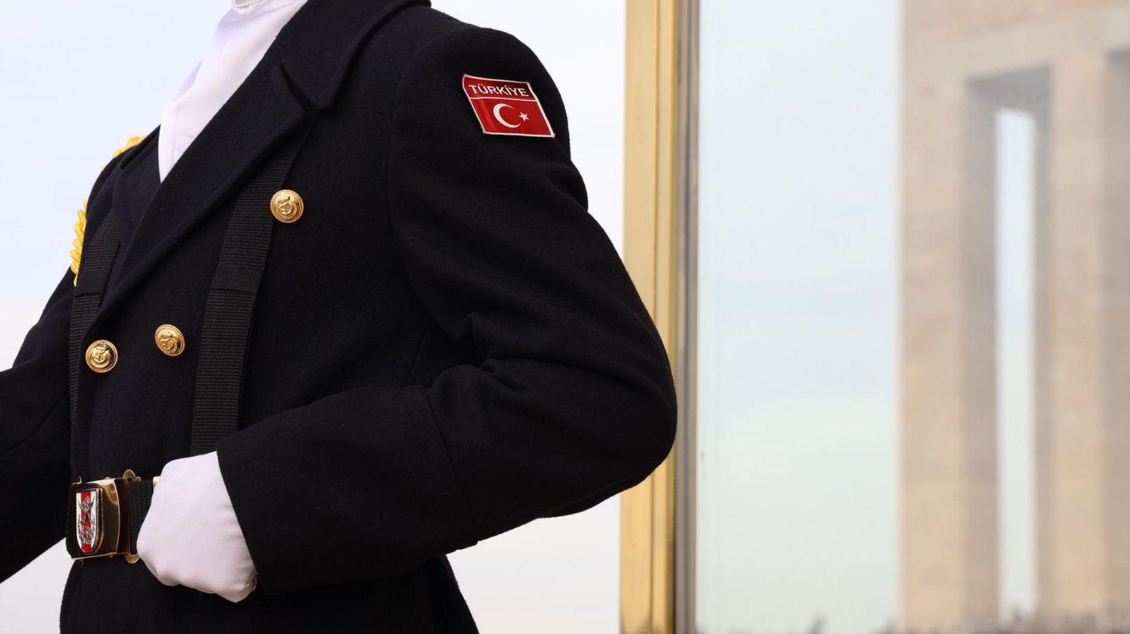 Muş’un Gizli Gerçeklerini Aydınlatan Muş Özel Dedektif Hizmetleri: Şehrin Sırlarınızı Güvenli Keşfedin 3 Türkiye’de üniformalı Anıtkabir’de görevli askerler ve Mush’taki dedektif muş’un gizli gerçeği inceleyen