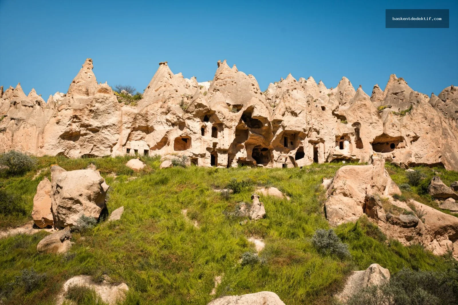 Nevşehir Dedektif Detektif Nevşehir'de tarihi mağara ve antik kalıntıları araştırıyor