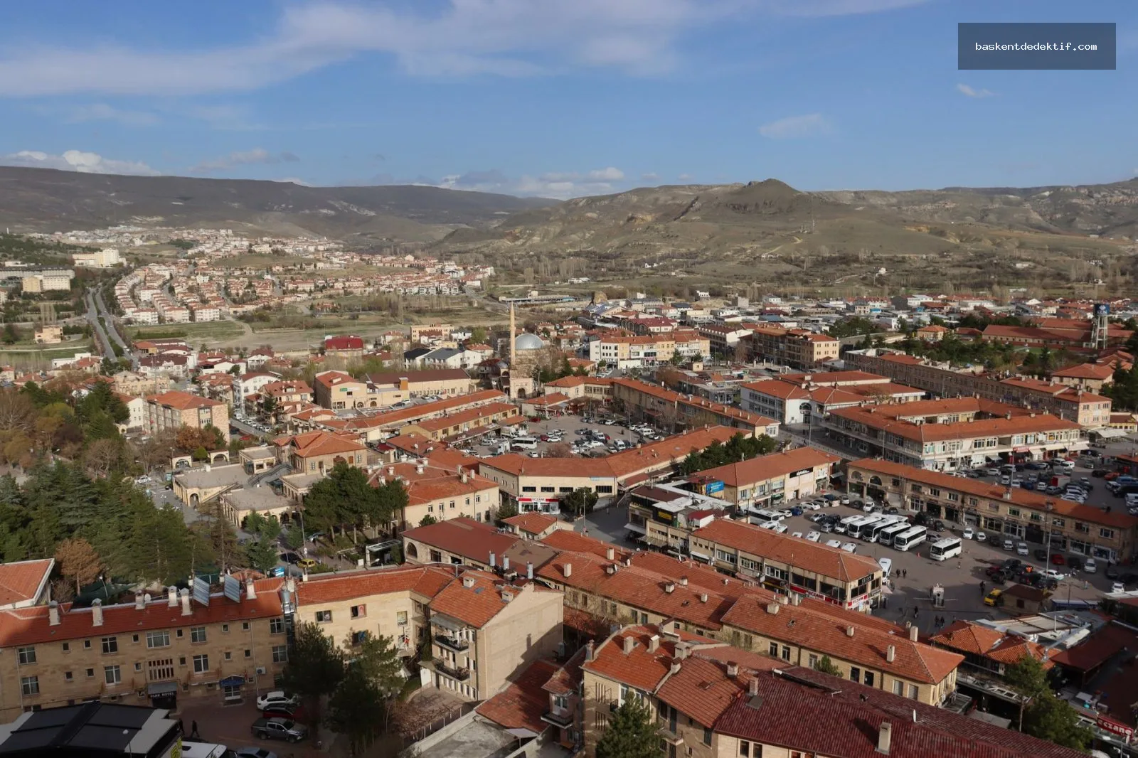 Cappadocia’nın renkli köyleri ve Dedektif Nevşehir’de gizemli şehir manzarası