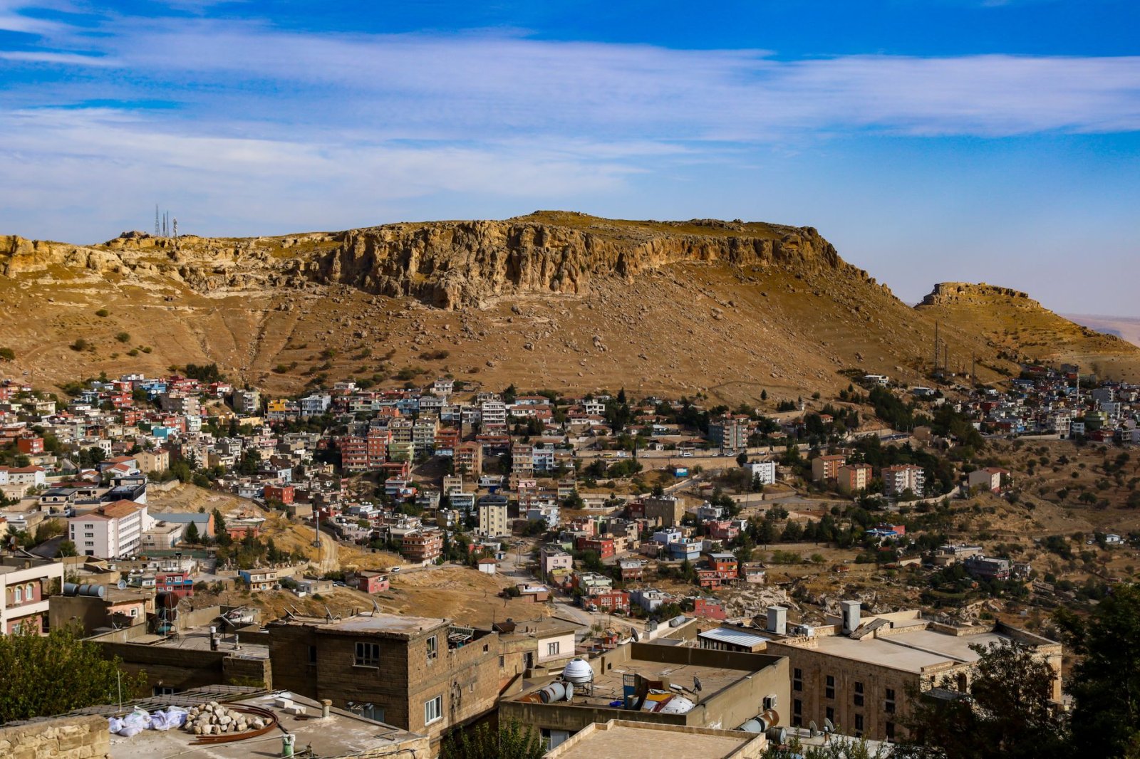 Mardin Nusaybin Dedektif Mardin ve Nusaybin’in tarihi manzarasıyla harika bir görüntü