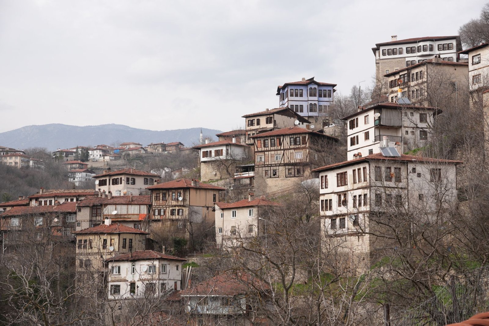 Safranbolu Merkez Dedektif Safranbolu’nun tarihi Osmanlı evleri ve Karabük’teki sakin manzarası