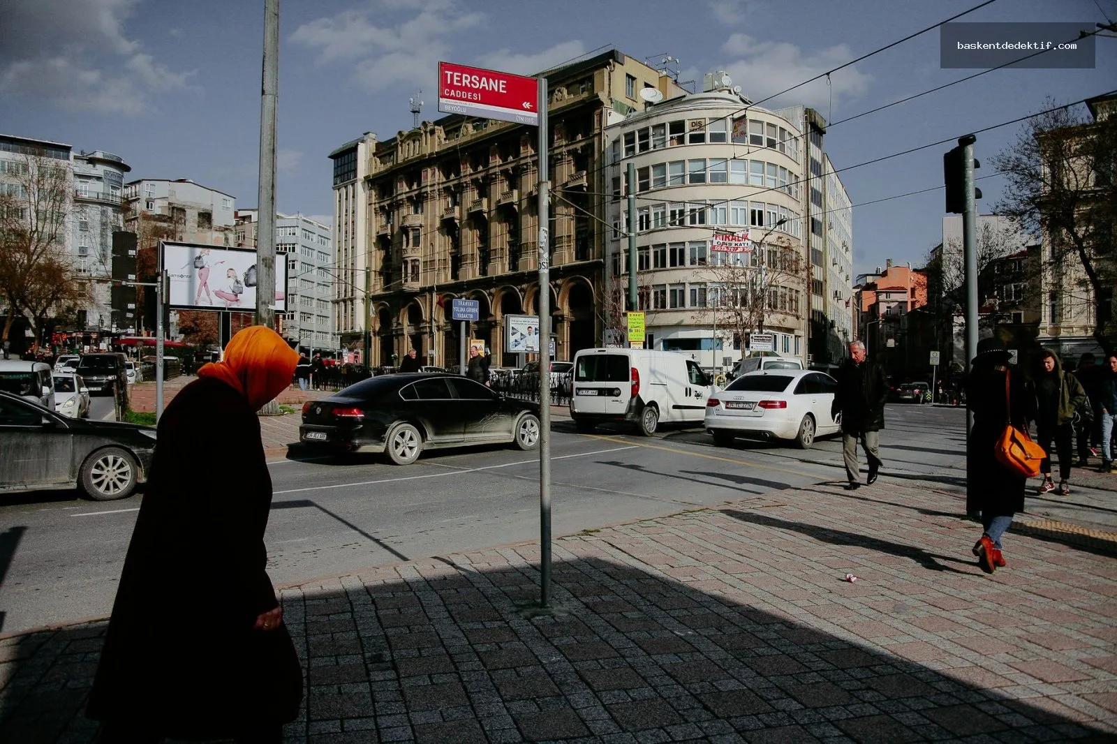 Yenişehir Merkez Dedektif İstanbul’un modern sokaklarında gizemli yürüyüşü